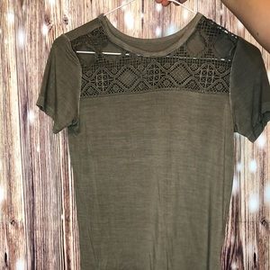 American Eagle Olive Short Sleeve Shirt